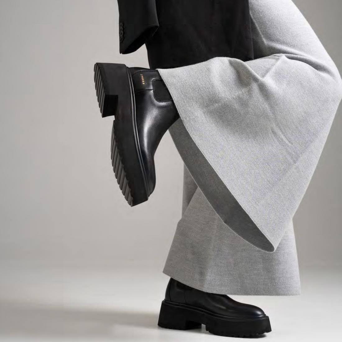 Modamica | We Show Your Best | Boutique Online Bergamo