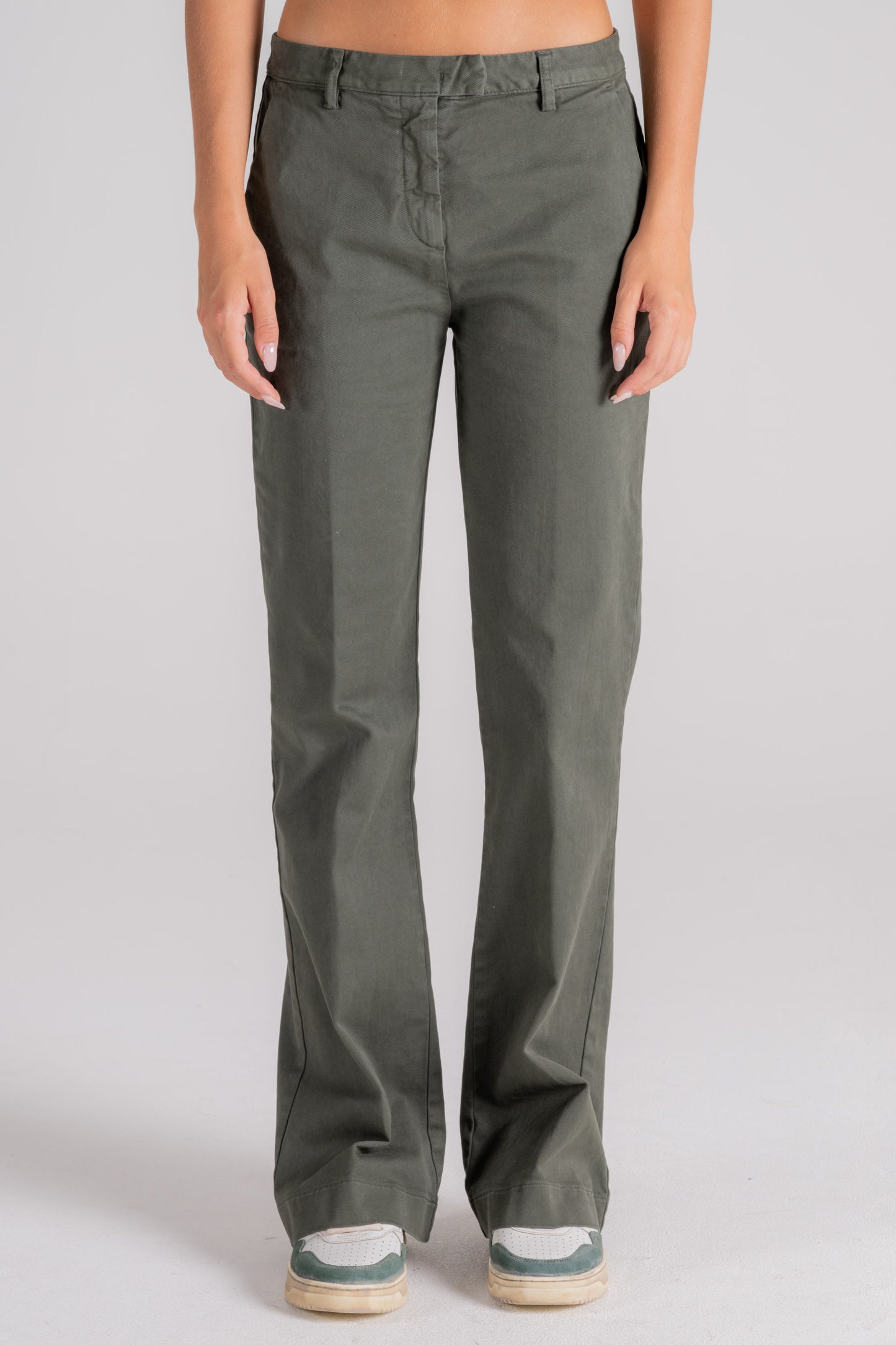  Aspesi Flared Cotton/elastane Trousers Verde Donna - 1