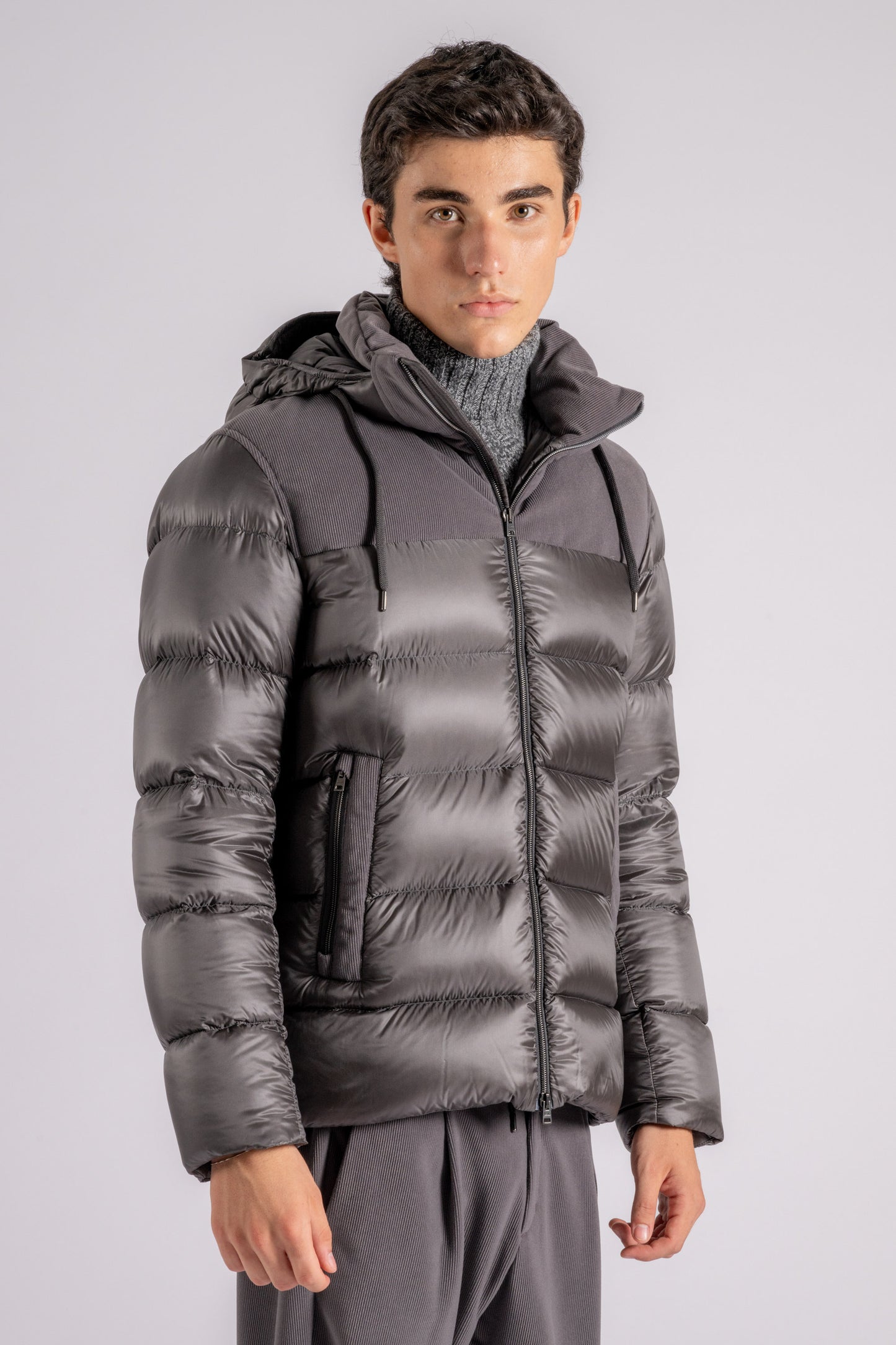  Herno Short Down Jacket With Grey Velvet Details Grigio Uomo - 2