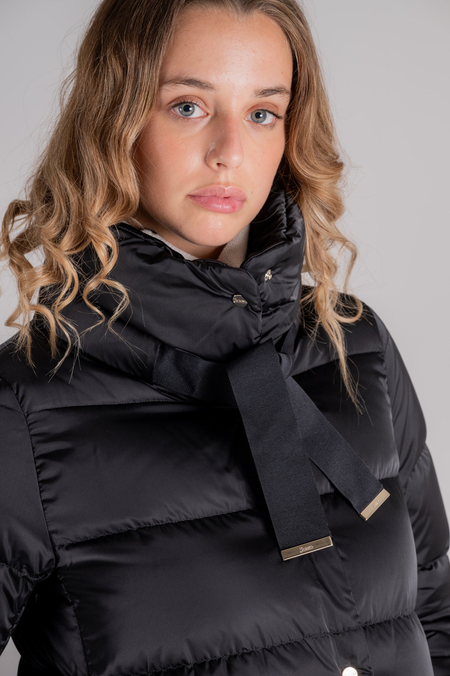  Herno Down Jacket Cape In Black Polyester Nero Donna - 2