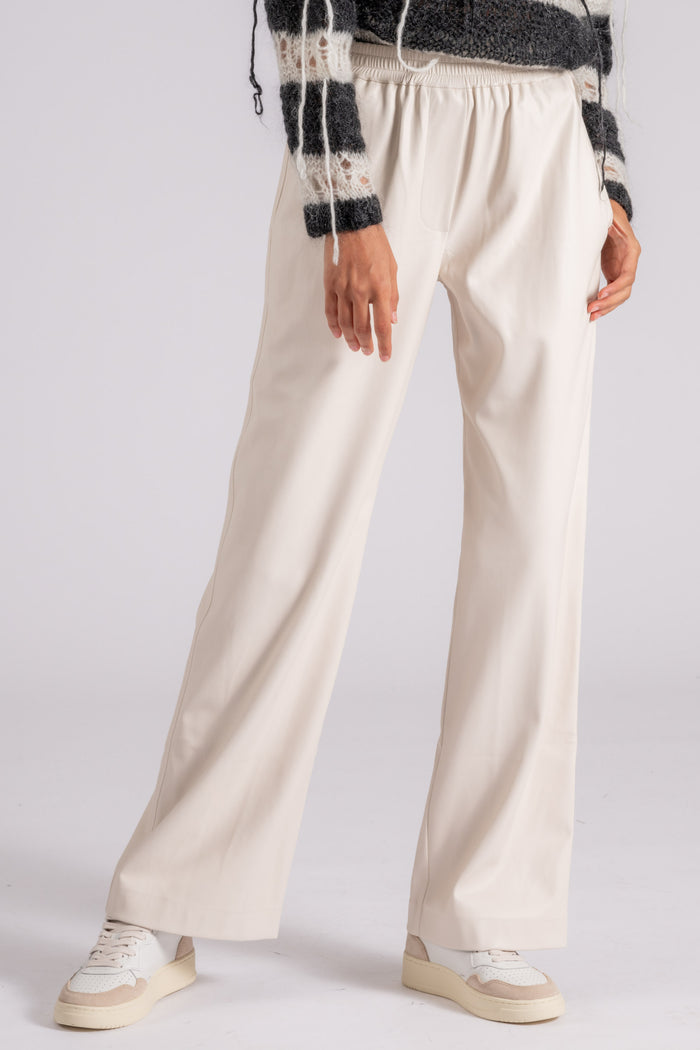 8 PM Oberlin Pants 60% PU 40% PL White-2