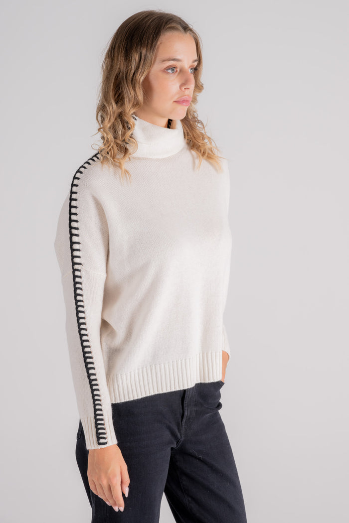 Kujten Turtleneck 100% Cashmere White-2