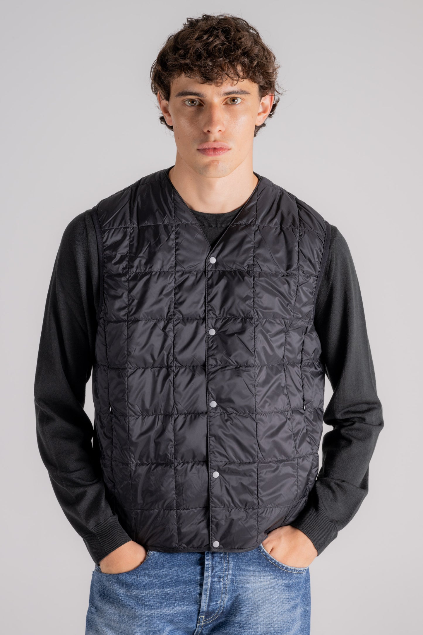  Taion V-neck Down Vest Uomo - 1