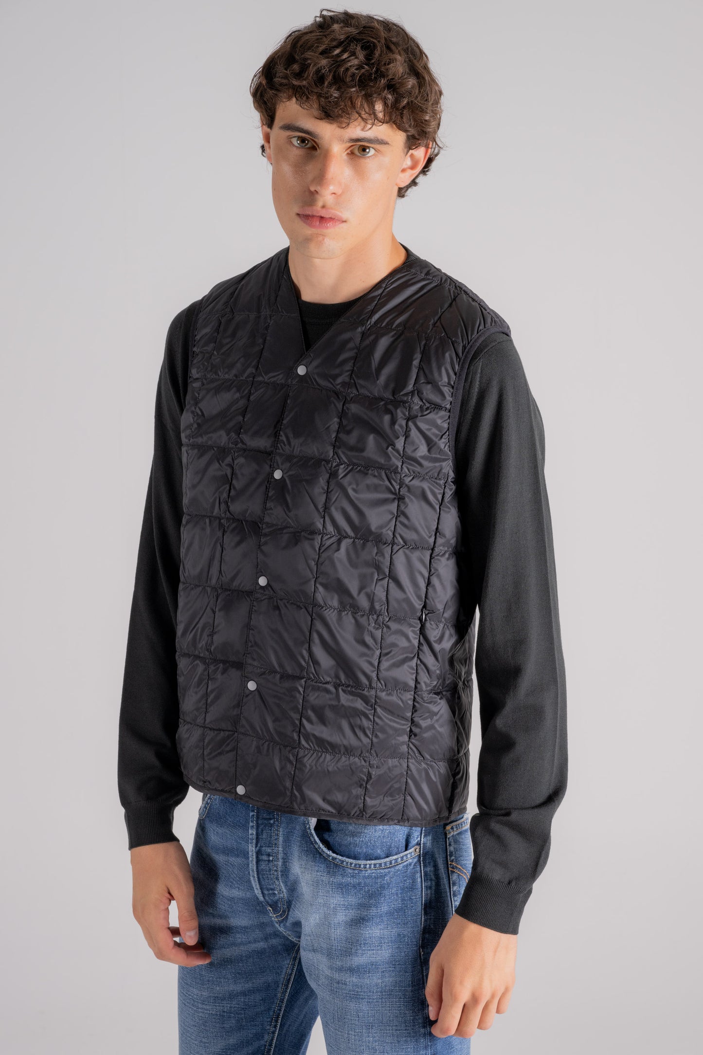  Taion V-neck Down Vest Uomo - 2