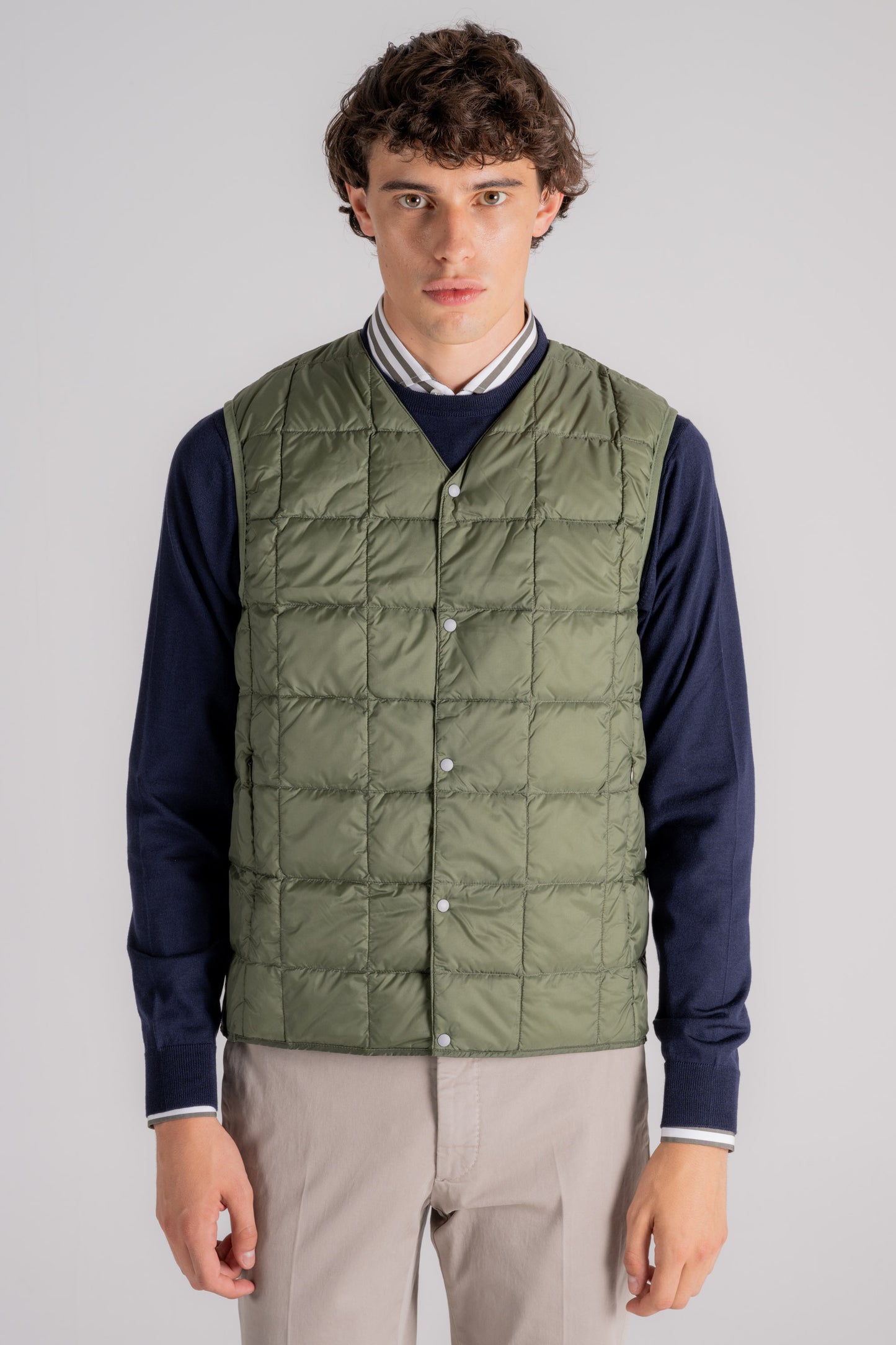  Taion V-neck Down Vest Uomo - 1