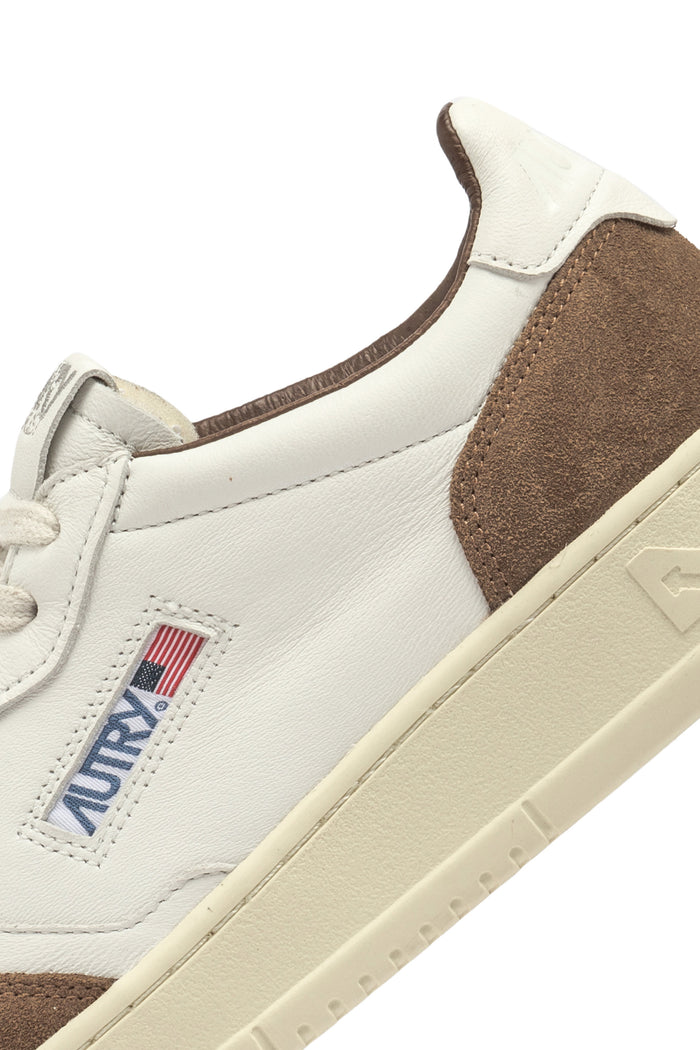  Autry Sneakers Medalist Low Man Goat Suede Marrone Marrone Uomo - 6