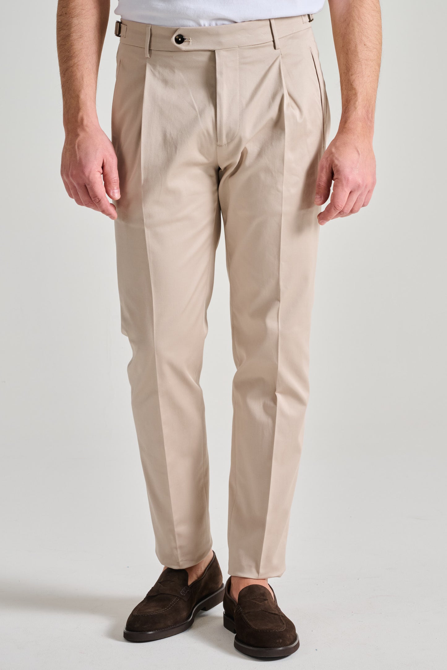  Berwich Beige Trousers Beige Uomo - 1