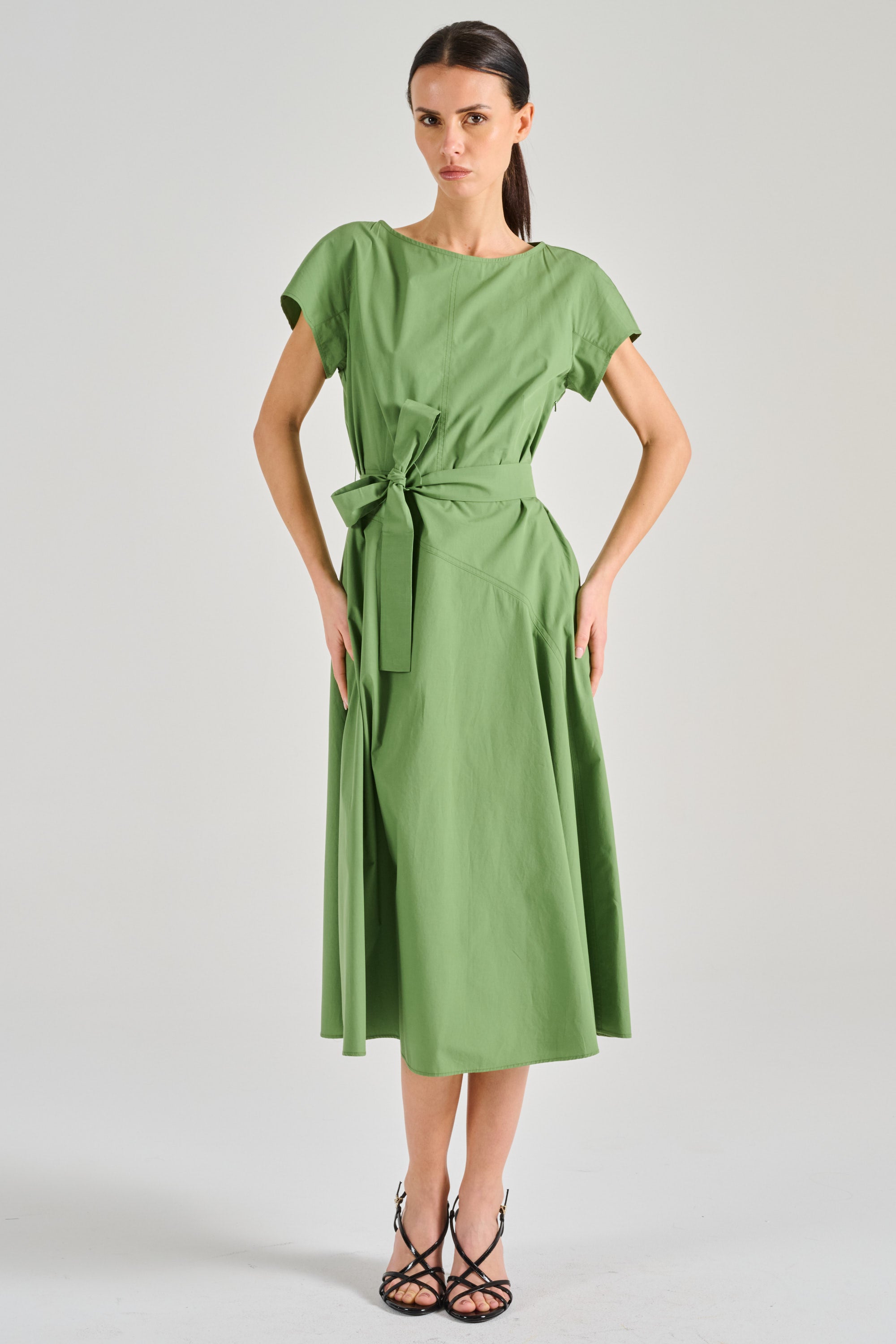ワンピース WEEKEND MAX MARA Woman Dress Green 2515621082600 005 Green dress clothing | Max Mara
