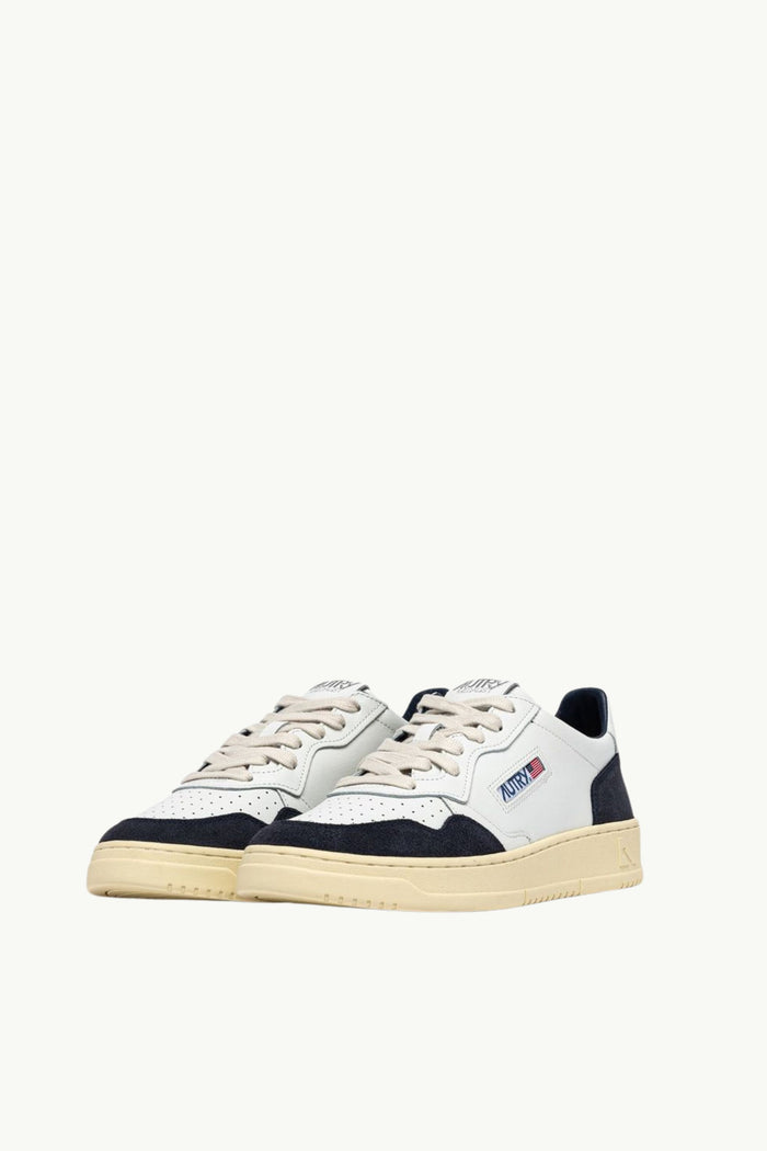 Medalist Low Man Soft Leat Suede  Uomo Autry-2