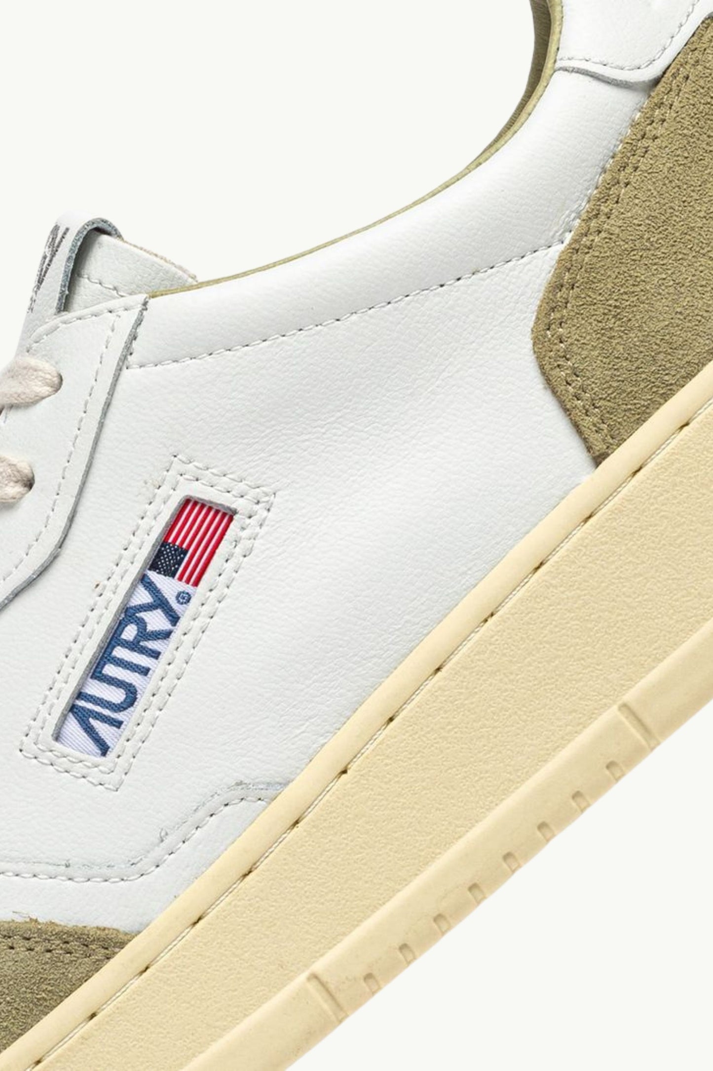  Autry Medalist Low Man Soft Leat Suede Beige - 6