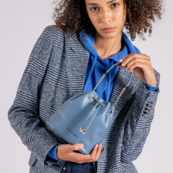 Modamica | We Show Your Best | Boutique Online Bergamo