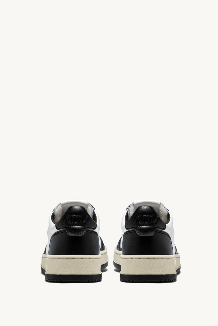 Autry Sneakers Medalist Low Man Leat Leat Nero Nero Uomo - 3