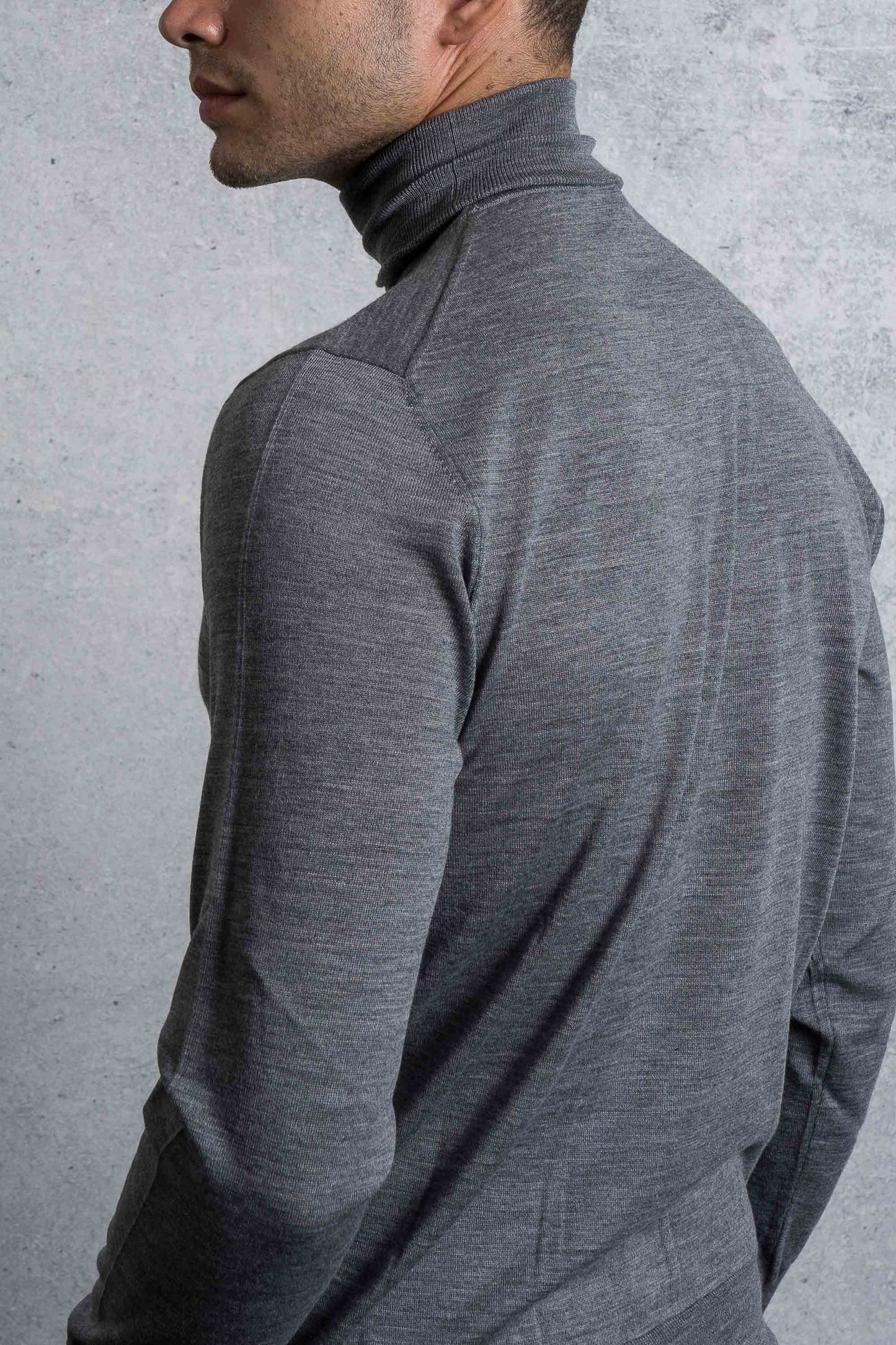  Hindustrie Men's Gray Turtleneck Sweater Grigio Uomo - 4