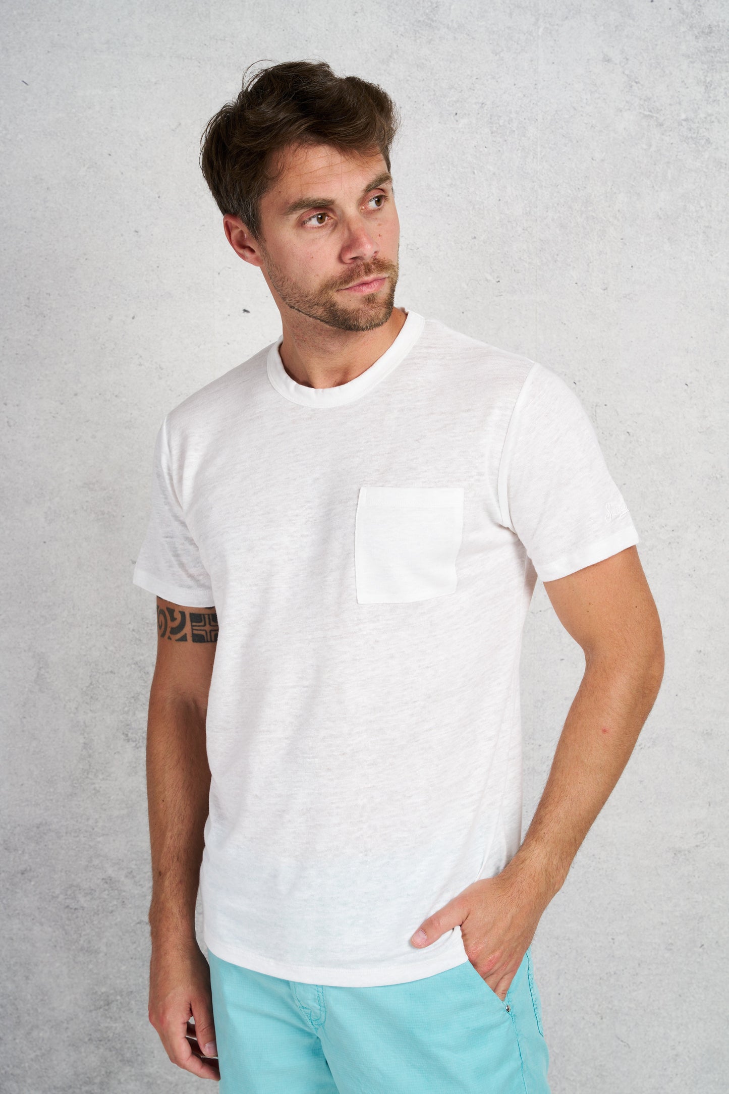  Mc2 Saint Barth Linen T-shirt With Front Pocket Bianco Bianco Uomo - 3