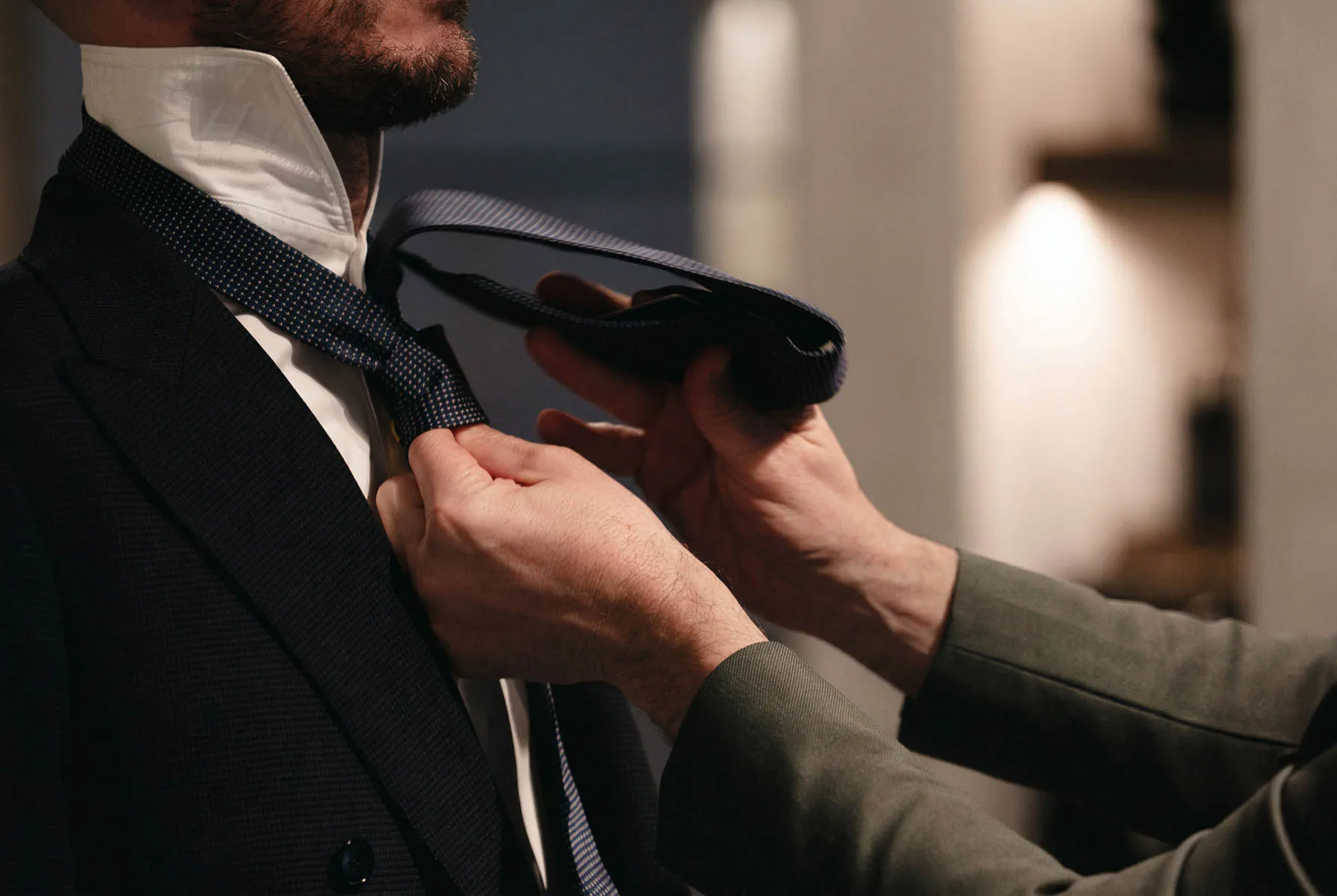 Abiti da sposo Bergamo Modamica: eleganza e collezioni esclusive per cerimonie con consulenza sartoriale dedicata