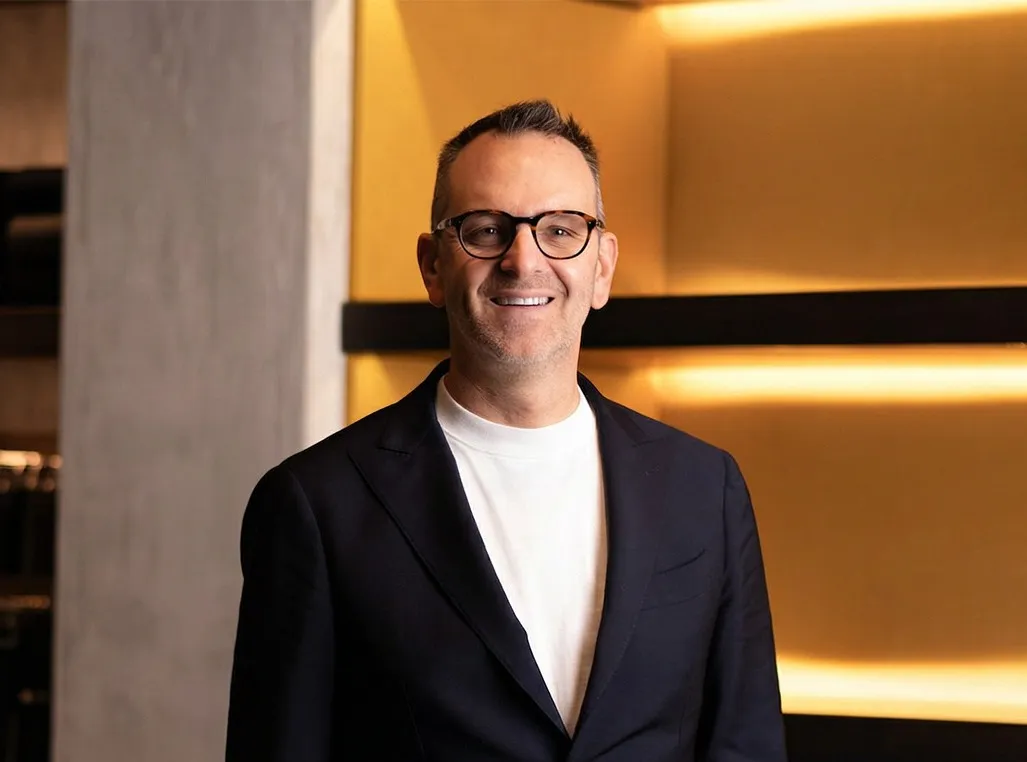 Team Modamica con consulenti di moda e professionisti dedicati a offrire supporto e guidare nella scelta dello stile